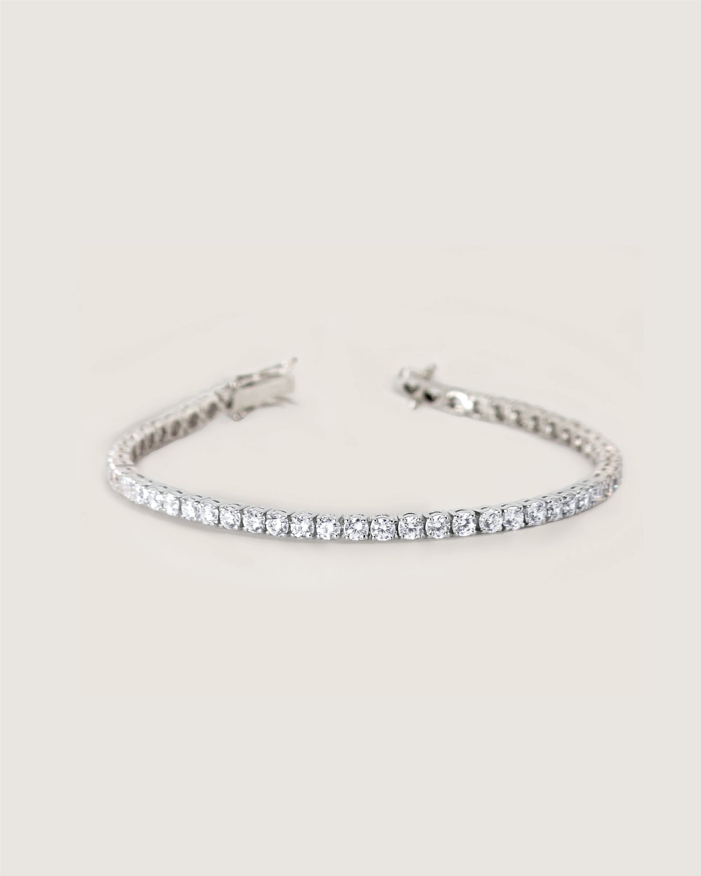 Timeless Round Cut Tennis Bracelet